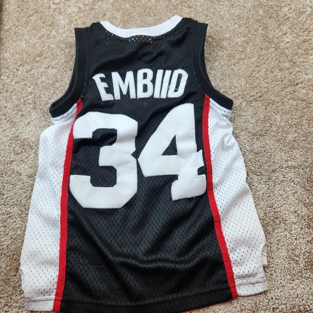 Headgear Classics Joel‎ Embiid 34 The Rock Youth XS Basketball Jersey Black Mesh
